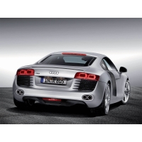 Audi R8   ,      