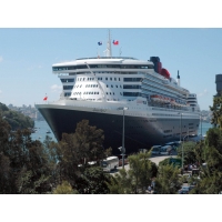 Круизный лайнер Queen Mary - скачать картинки на комп и обои для рабочего стола Круизный лайнер Queen Mary - скачать картинки на комп и обои для рабочего стола