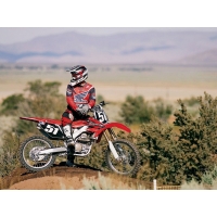 Honda CRF250R ���������� �������� � ���� �� ������� ����