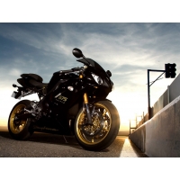 Triumph Daytona 675 Triple картинки, бесплатные заставки на рабочий стол Triumph Daytona 675 Triple картинки, бесплатные заставки на рабочий стол