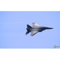 Истребитель F15 фото на рабочий стол бесплатно Истребитель F15 фото на рабочий стол бесплатно